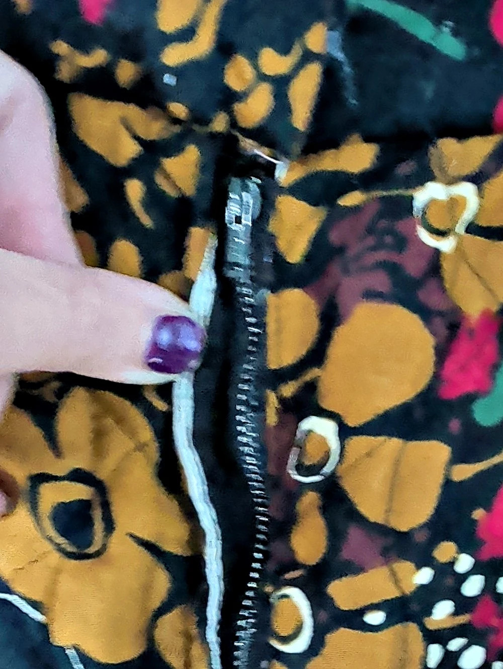 Vintage Floral Quilted Midi Skirt in Black & Pink - Picture 5 of 7